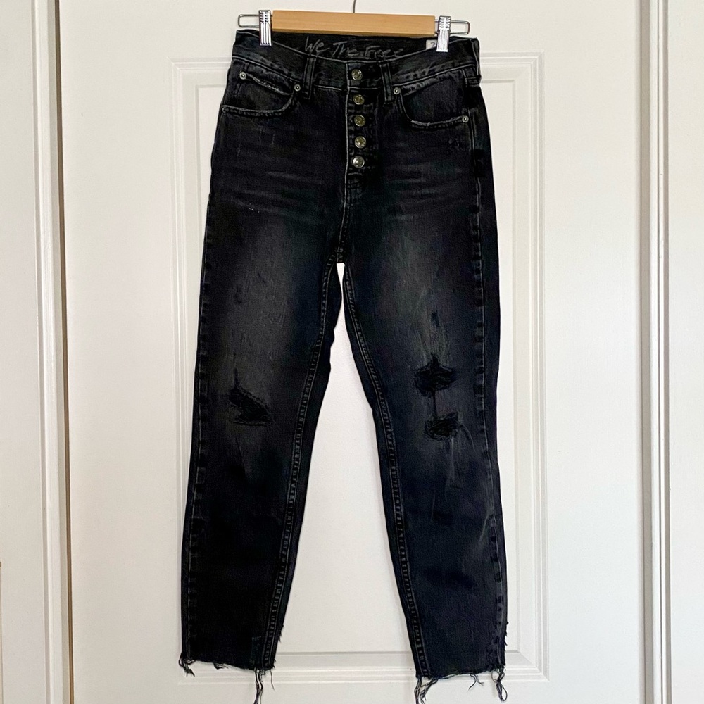 We The Free Women's Ripped Black Jeans High Rise Straight Leg size 26